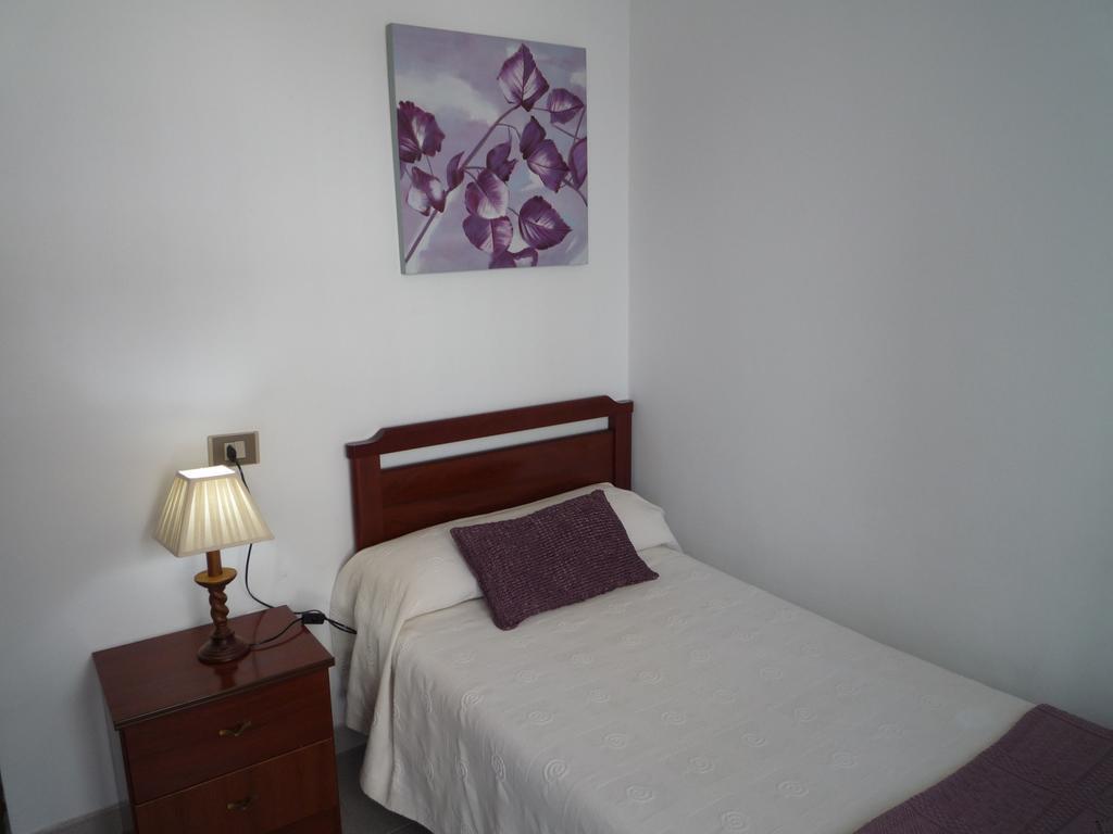 לוגו Hostal Residencia Ponte Vella חדר תמונה