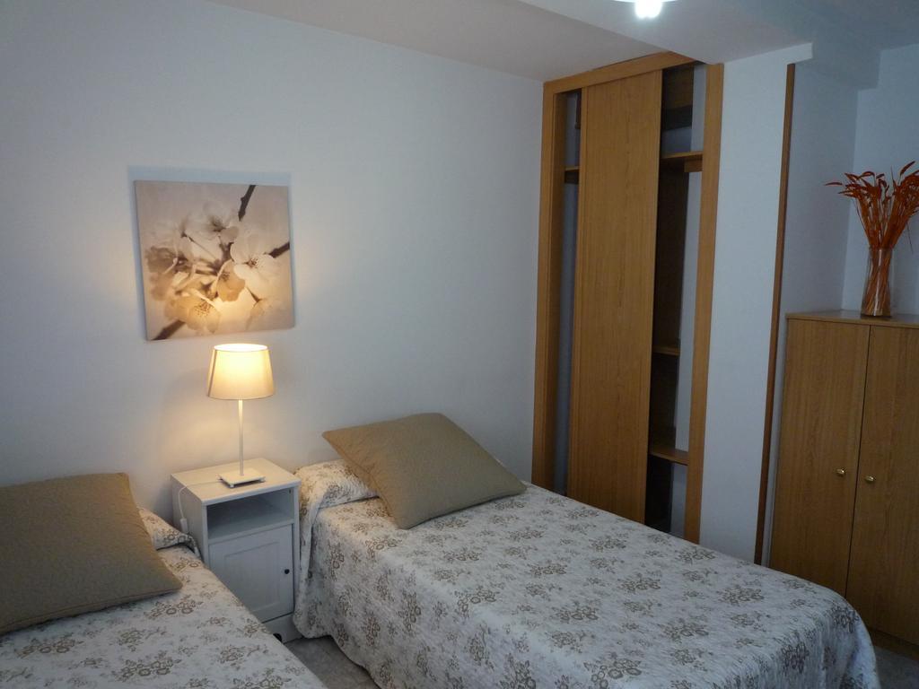 לוגו Hostal Residencia Ponte Vella חדר תמונה
